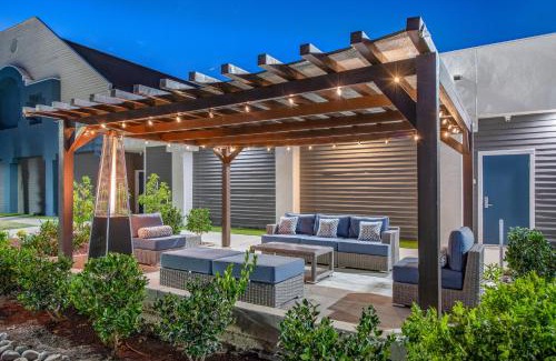Oxnard Hotel | Staybridge Suites Oxnard - River Ridge by IHG