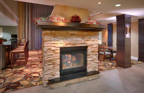 Peoria Hotel | Staybridge Suites Peoria Downtown by IHG