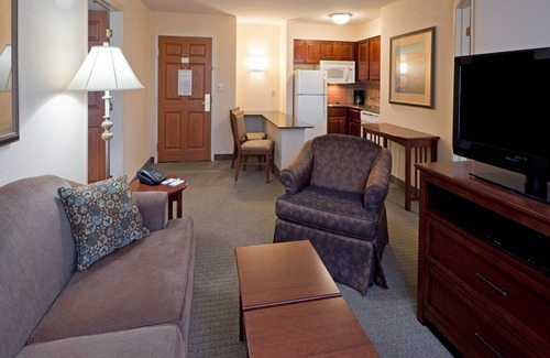 Royersford Hotel | Staybridge Suites Philadelphia Valley Forge 422 by IHG