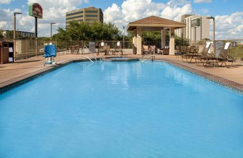 Shearer Hills - Ridgeview Hotel | Staybridge Suites San Antonio Airport by IHG