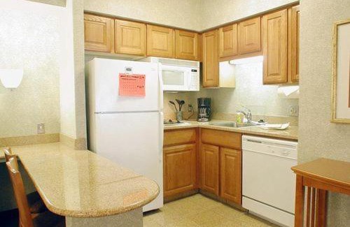 Shearer Hills - Ridgeview Hotel | Staybridge Suites San Antonio Airport by IHG