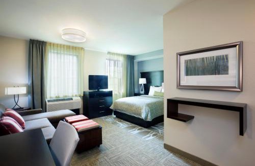 Hollywood Park Hotel | Staybridge Suites San Antonio-Stone Oak by IHG