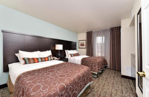 Sioux Falls Hotel | Staybridge Suites Sioux Falls at Empire Mall by IHG