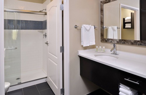 Hollywood Park Hotel | Staybridge Suites Stone Oak by IHG