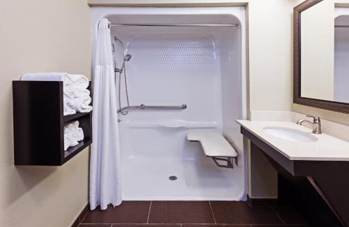 South Tulsa Hotel | Staybridge Suites Tulsa-Woodland Hills by IHG