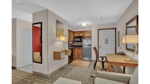 West Valley City Hotel | Staybridge Suites Salt Lake-West Valley City by IHG