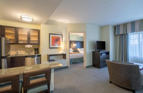 Concordville Hotel | Staybridge Suites Wilmington - Brandywine Valley by IHG