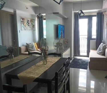 Barangay 76 Apartment | Staycation Near MOA by Cozypura with Pay Parking at S Res MOA