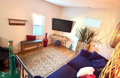 Gary House | Staycation Retreat