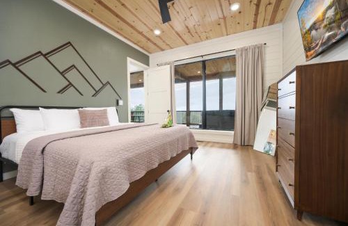 Pickens House | Stayhocha Here For the View!