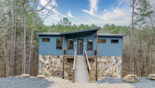 Broken Bow House | Stayhocha Pets ok, views, creek, lux amenities