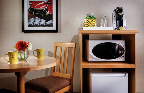 University District Hotel | Staypineapple, University Inn, University District Seattle