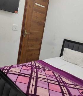 Karol Bagh Bed & Breakfast | Stays In Karol Bagh - Ganga Ram Hospital