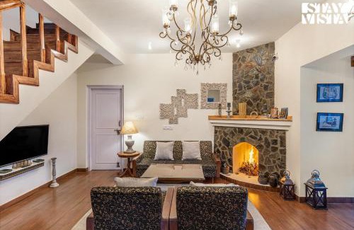 Ramgarh Villa | StayVista at Bird's Crest Valley Villa