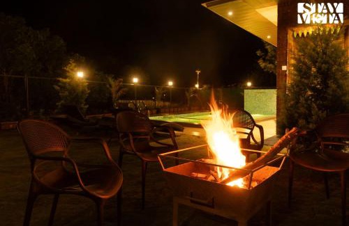 Kaswand Villa | StayVista at Brick & Beam with Private Plunge Pool, Lawn, BBQ and Bonfire