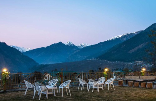 Manali Villa | StayVista at Exotica Manali with Complimentary Breakfast