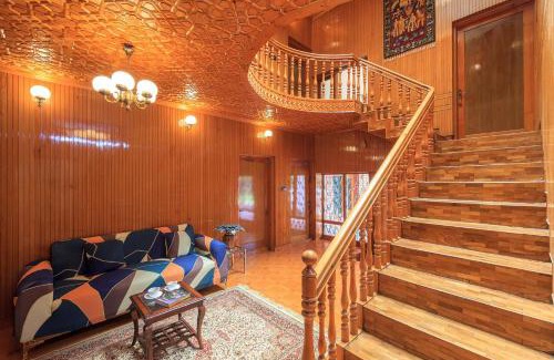 Srinagar Villa | StayVista at Pinewood Villa - Pet Friendly Villa with Lawn & Pool Table