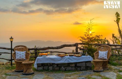 Bir Villa | StayVista at Rooh - 2BR Sunset View Villa in Palampur