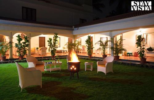 Narasapura Villa | StayVista at Silver Oak Farm - Breakfast Included