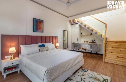 Bullawala Villa | StayVista at SilverSpring Cottage with Valley View & Bonfire