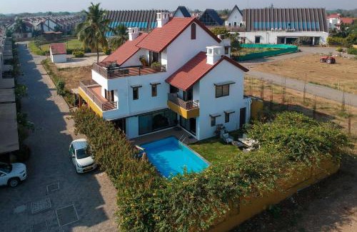 Valsad Villa | StayVista at The Fern