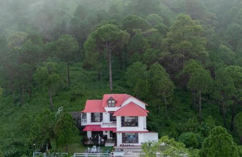 Kasauli Villa | StayVista at The Haven