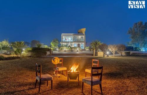 Rajawas Villa | StayVista at The Saket Farm with Pool, Bonfire