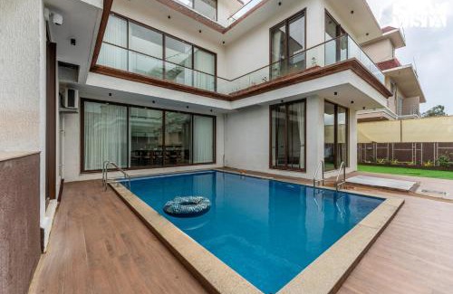 Waksai Villa | StayVista at Villa Alora with Jacuzzi