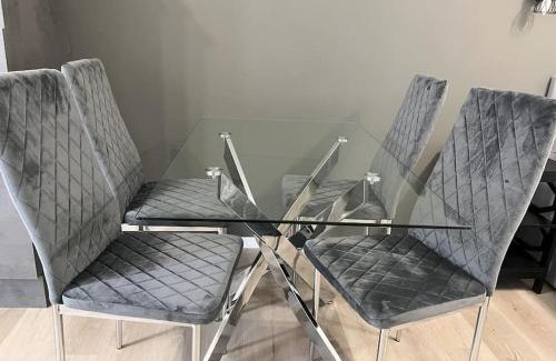 Kernstadt Apartment | Staywell for 4 in the City I Parking I WiFi I Netflix