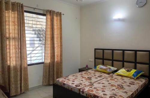 Kishangarh House | Staywell360