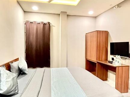 Rau Hotel | Stayzy Golden Glory