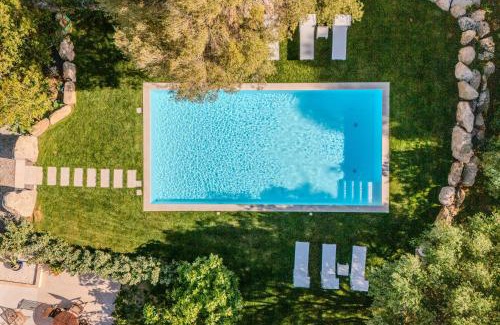 Buddittogliu Straulas Apartment | Stazzo San Teodoro Piscina Condivisa