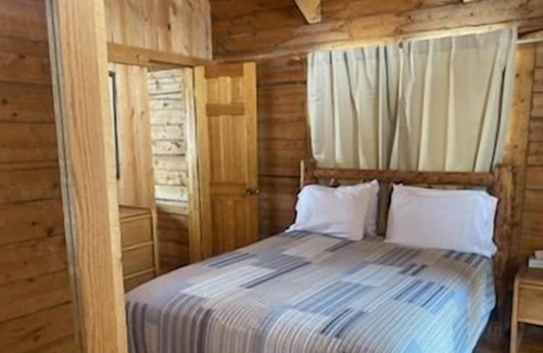 Clark Cabin | Steamboat Lake Outpost One-Bedroom-Studio Cabins