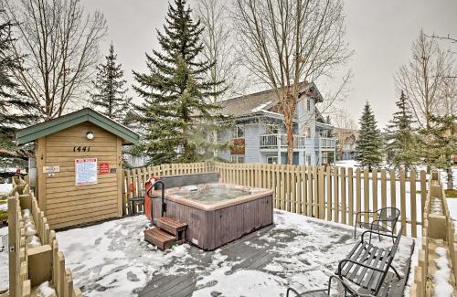 Steamboat Springs Apartment | Steamboat Springs Condo with Hot Tub and Ski Bus!