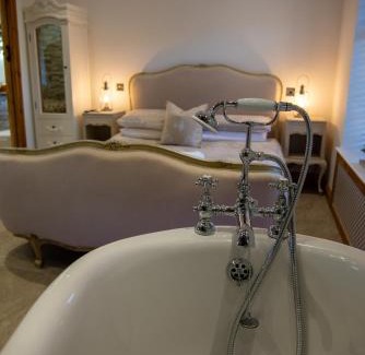 Haworth House | Steamy Cottage a cosy couples cottage & steam room