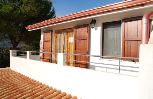 Porto Pino Apartment | Stefania Apartments