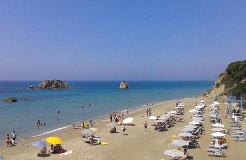 Agios Matthaios Apartment | Stefanias Prasoudi Beach