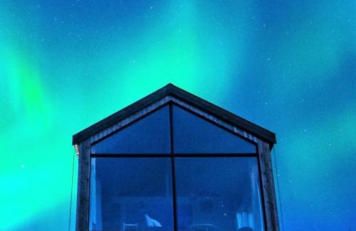 Rossoya Cabin | Steigen Lodge Sjøhytter