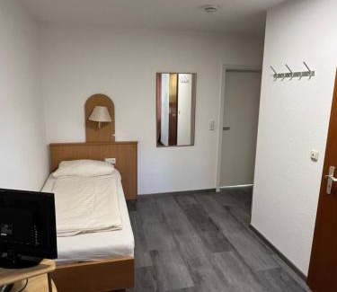 Steinbergen Hotel | Steinberger Hof Übernachtungen
