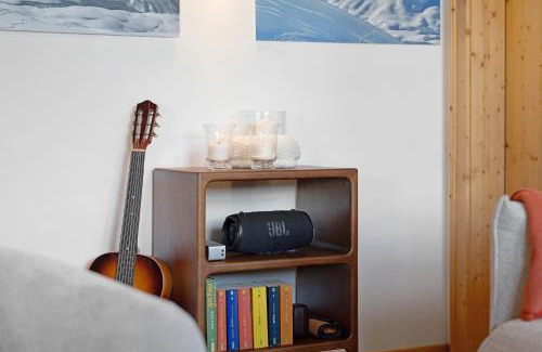 Sankt Anton am Arlberg Apartment | Steinbock im Chalet Flocke