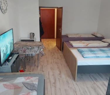 Homburg Apartment | Steinhübel Uni-Nähe