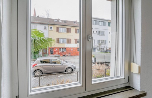 Wipkingen Apartment | Stellar Wipkingen 3BR w/Common Garden, nr River, by Blueground
