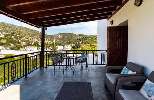 Steni Apartment | Steni Traditional Studio Apartment