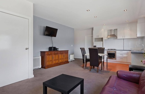 Jindabyne House | Stenmark - 5/3 Poley Cow Lane