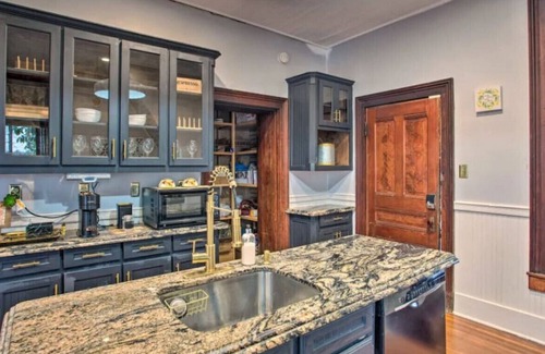 Waxahachie House | Step Back in Time: Stunning 2-Story Victorian Home