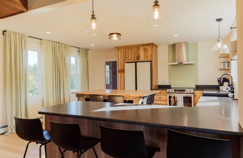 Boothbay House | Step Back in Time with Modern Comforts: Historic 1820s Farmhouse on Wade Pond