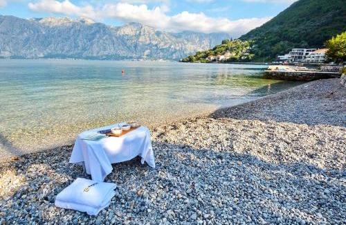 Donji Stoliv Apartment | Step to Kotor bay St-oliv