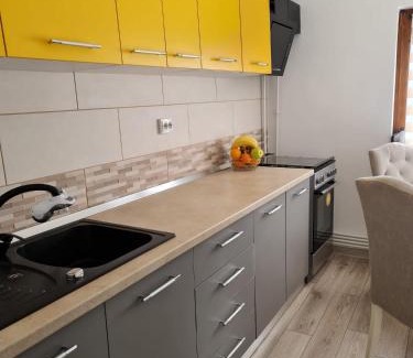 Galati Apartment | Stephanie Apartment