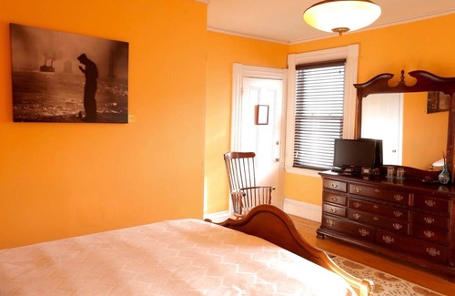 Salem Bed & Breakfast | Stepping Stone Inn