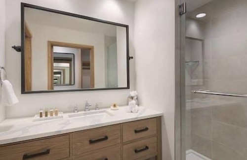 Salt Lake Mountain Resorts Cabin | Steps away from Alta Ski Area | Outdoor Pool w/Stunning Mountain View